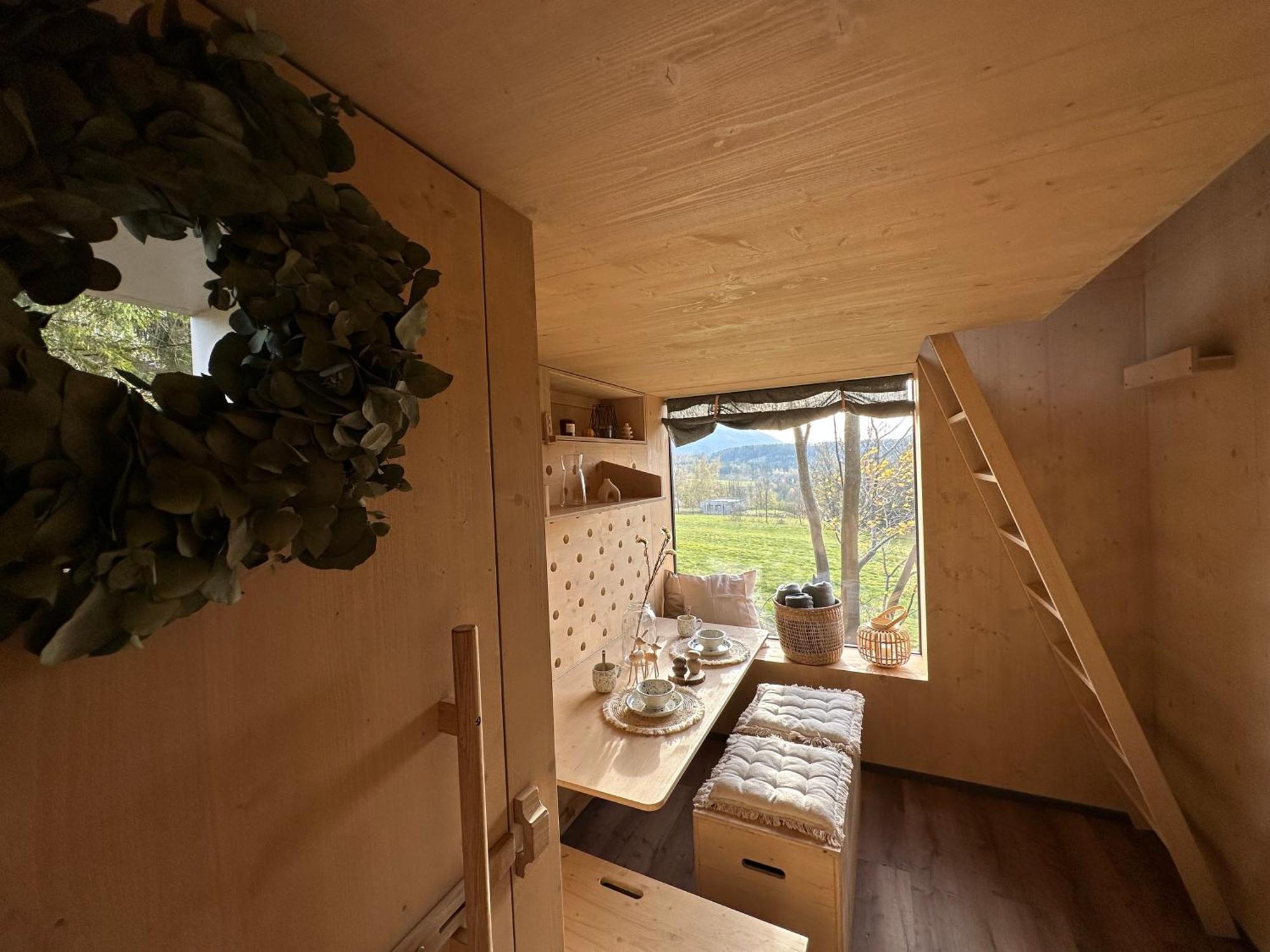 Luxury tent Posed V Beskydech Kuncice pod Ondrejnikem